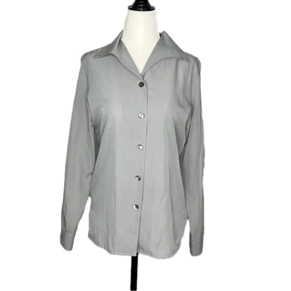 Standard James Perse Grey Button Up Blouse